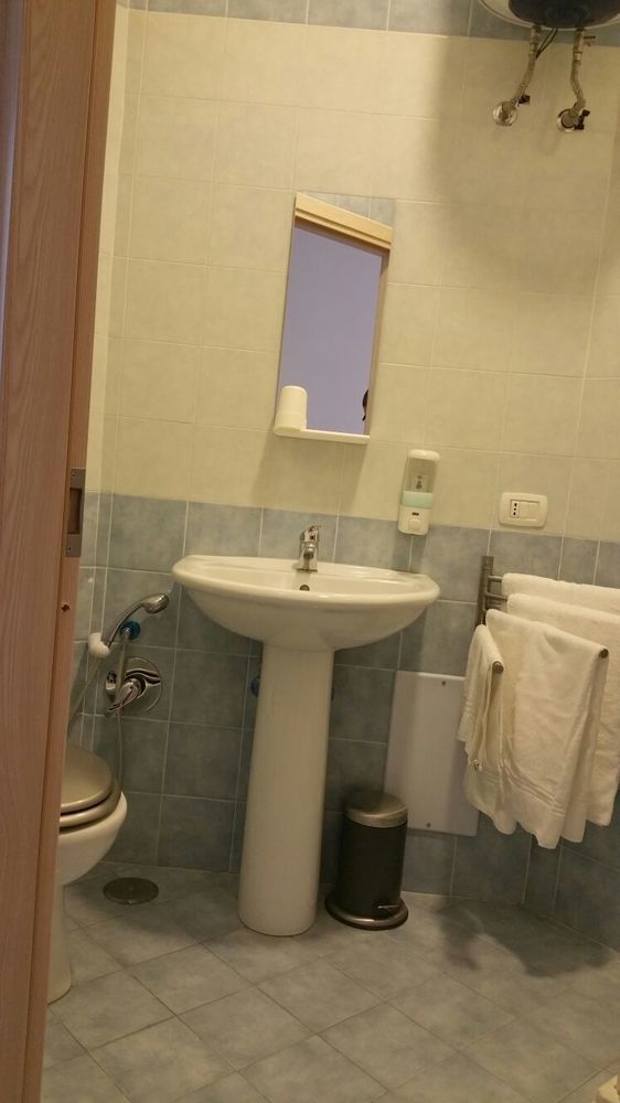 B&B 248 ナポリ エクステリア 写真