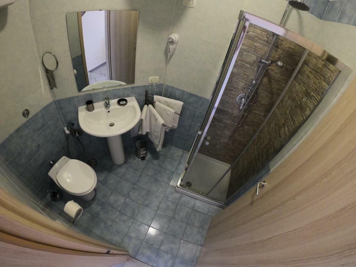 B&B 248 ナポリ エクステリア 写真